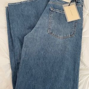 Grlfrnd  “Lauren”  jeans. Size 25